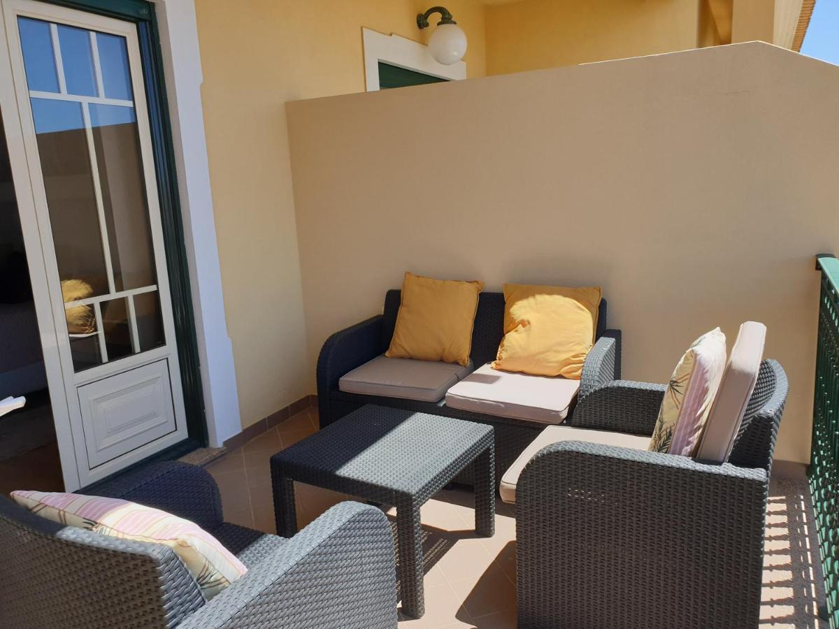 Oura Beach T1 Apartment Coral , Close To The Strip, Swimming Pool, Wi Fi, A/C Албуфейра Экстерьер фото